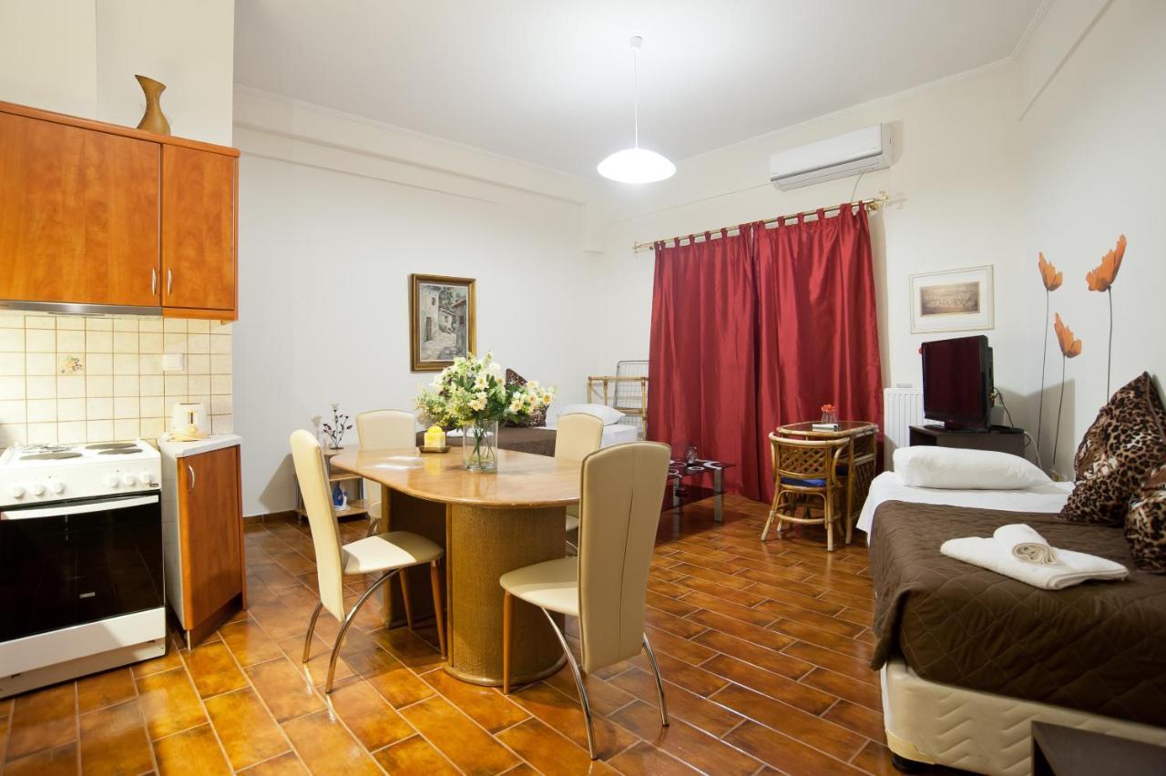 Athina Apartment *